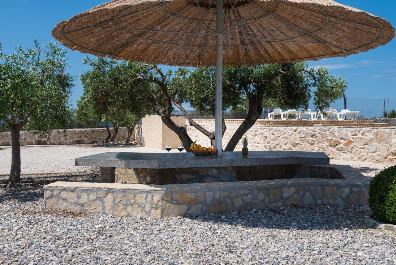 Vila Hacienda Nikolic Milna  Exteriér fotografie