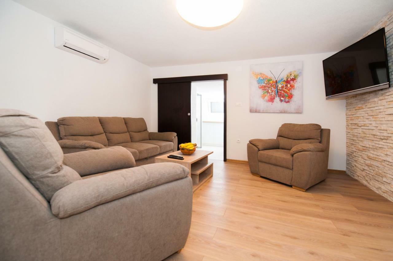 Vila Hacienda Nikolic Milna  Exteriér fotografie